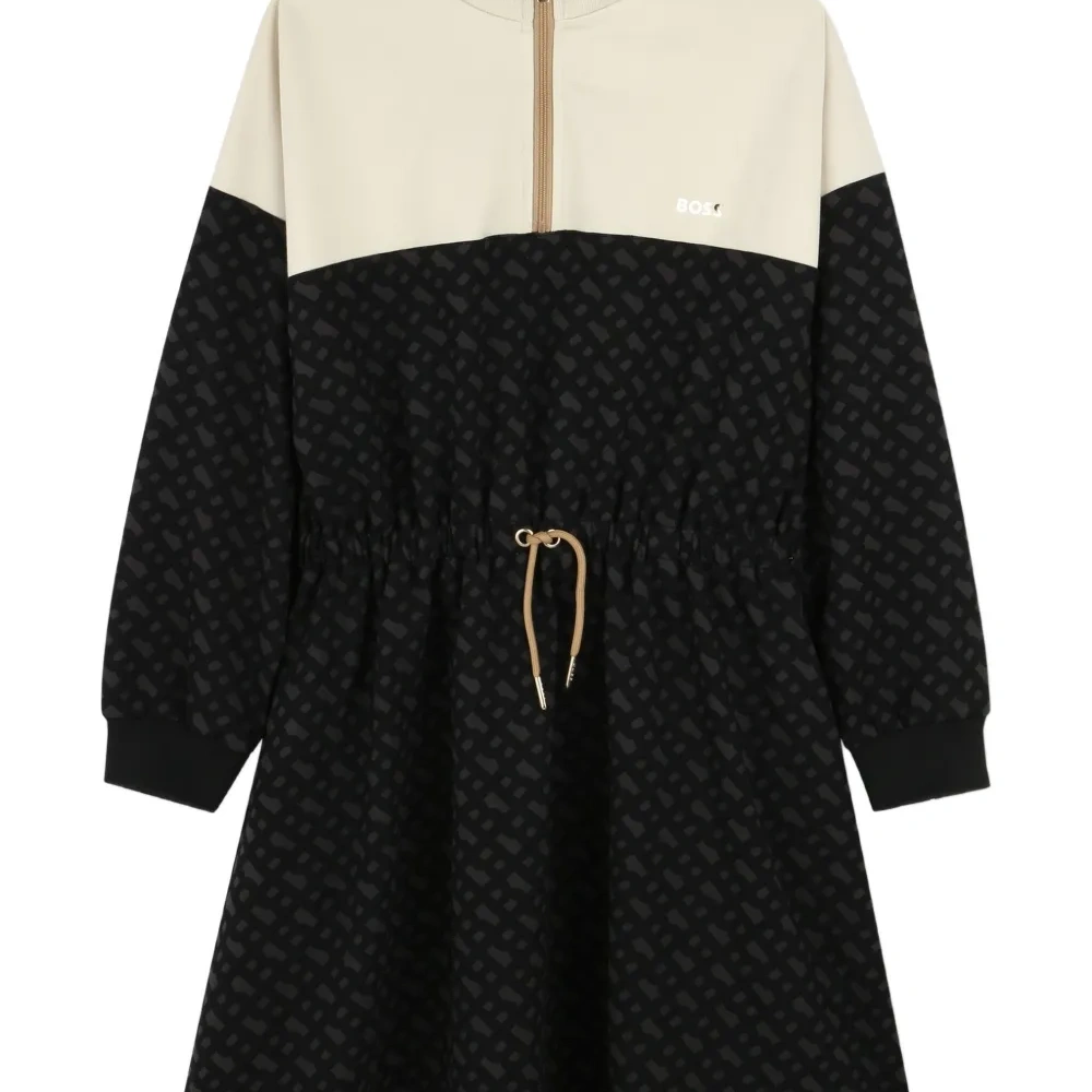 платье с воротником на молнии и монограммой