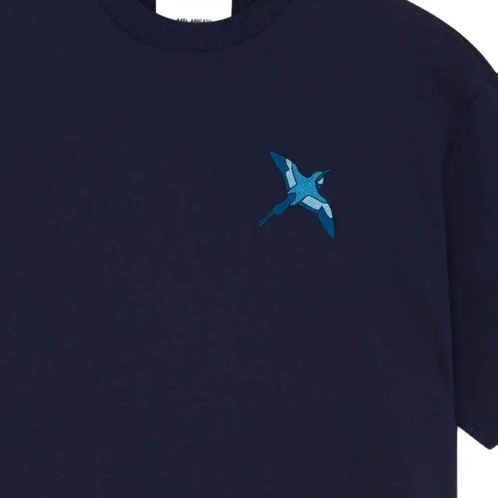 Футболка с вышивкой