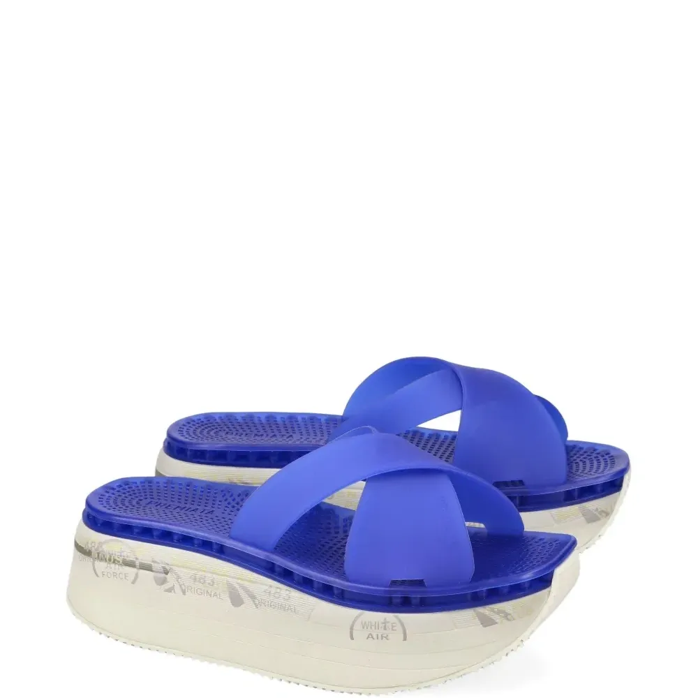 Шлепанцы Moura