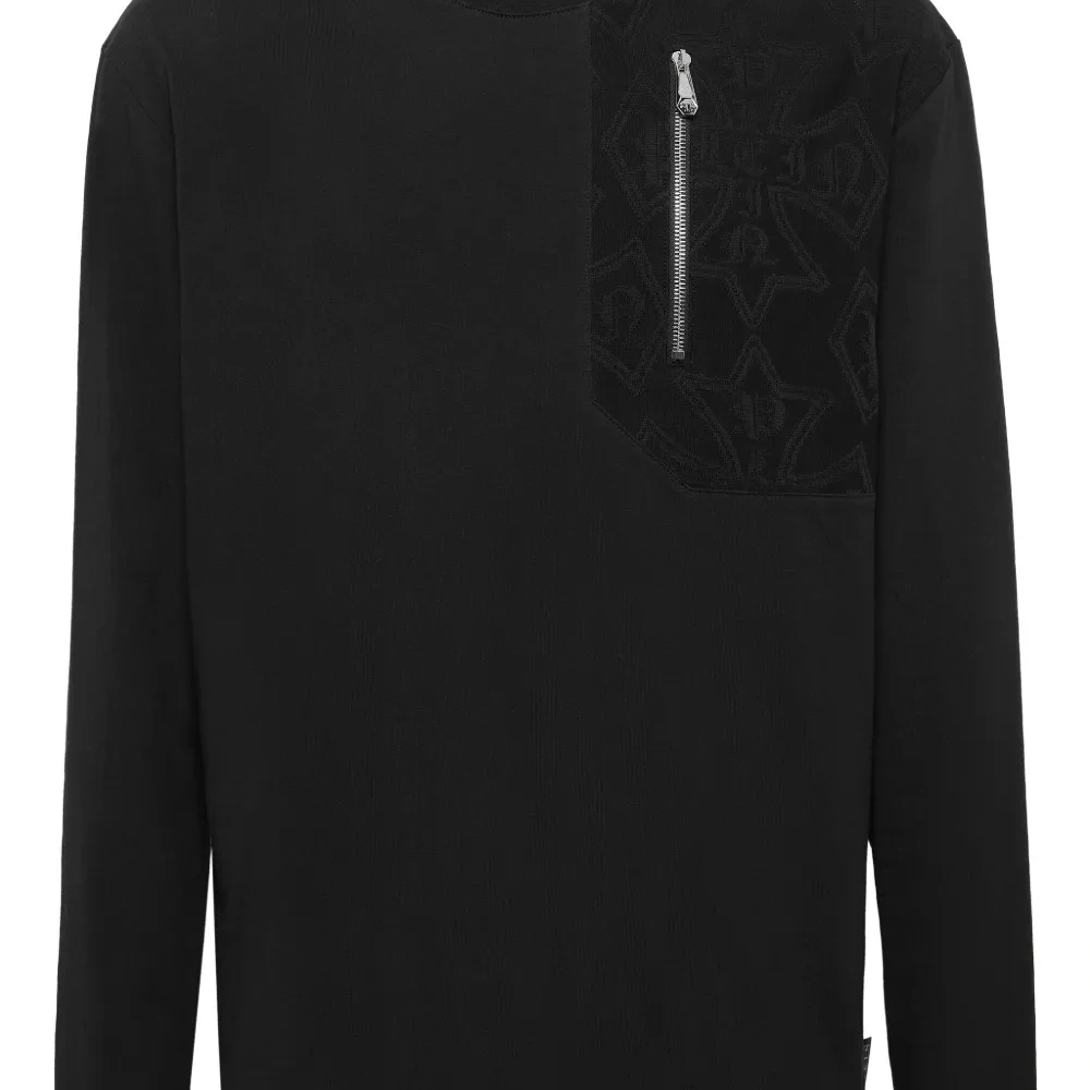 Футболка с длинными рукавами и карманом на молнии Футболка с длинными рукавами и карманом на молнии