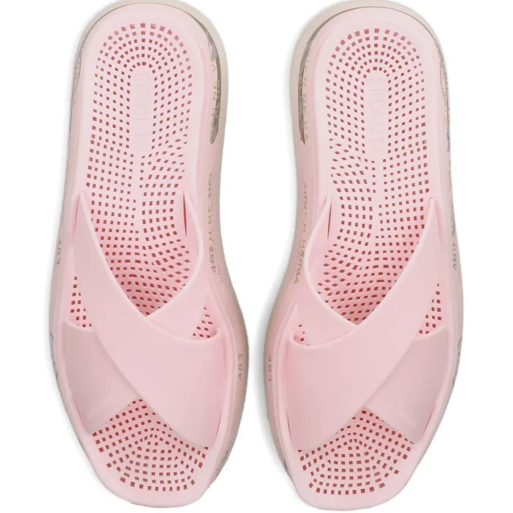 Шлепанцы Moura