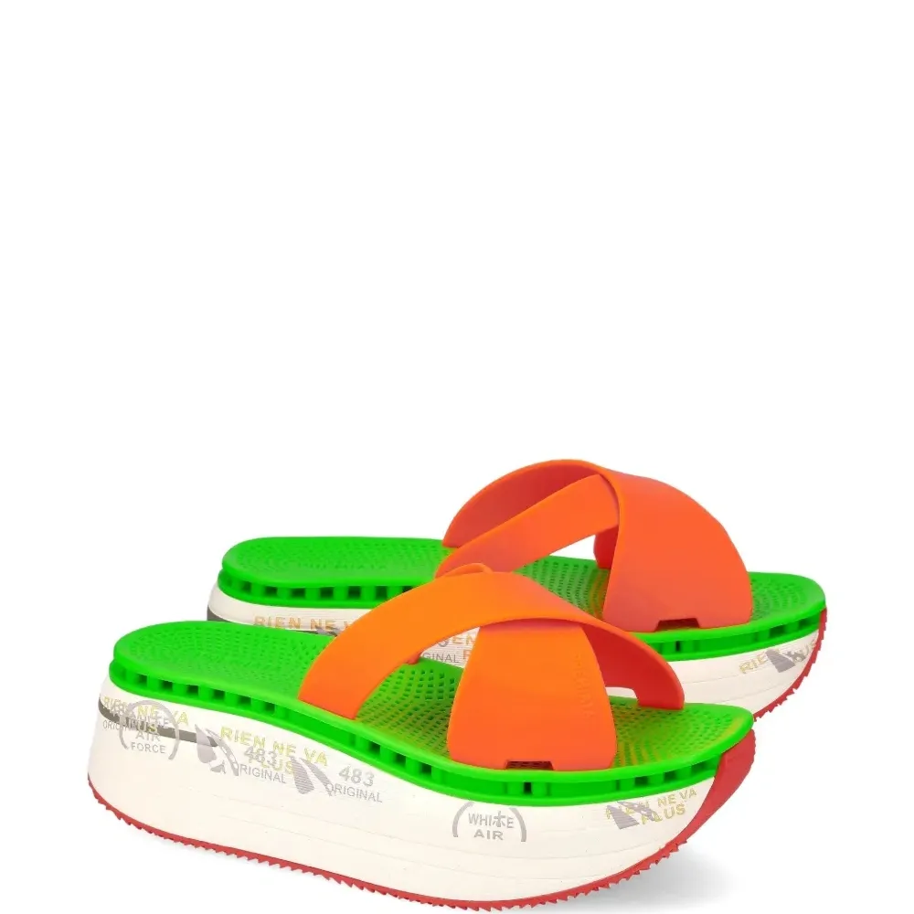 Шлепанцы Moura Шлепанцы Moura