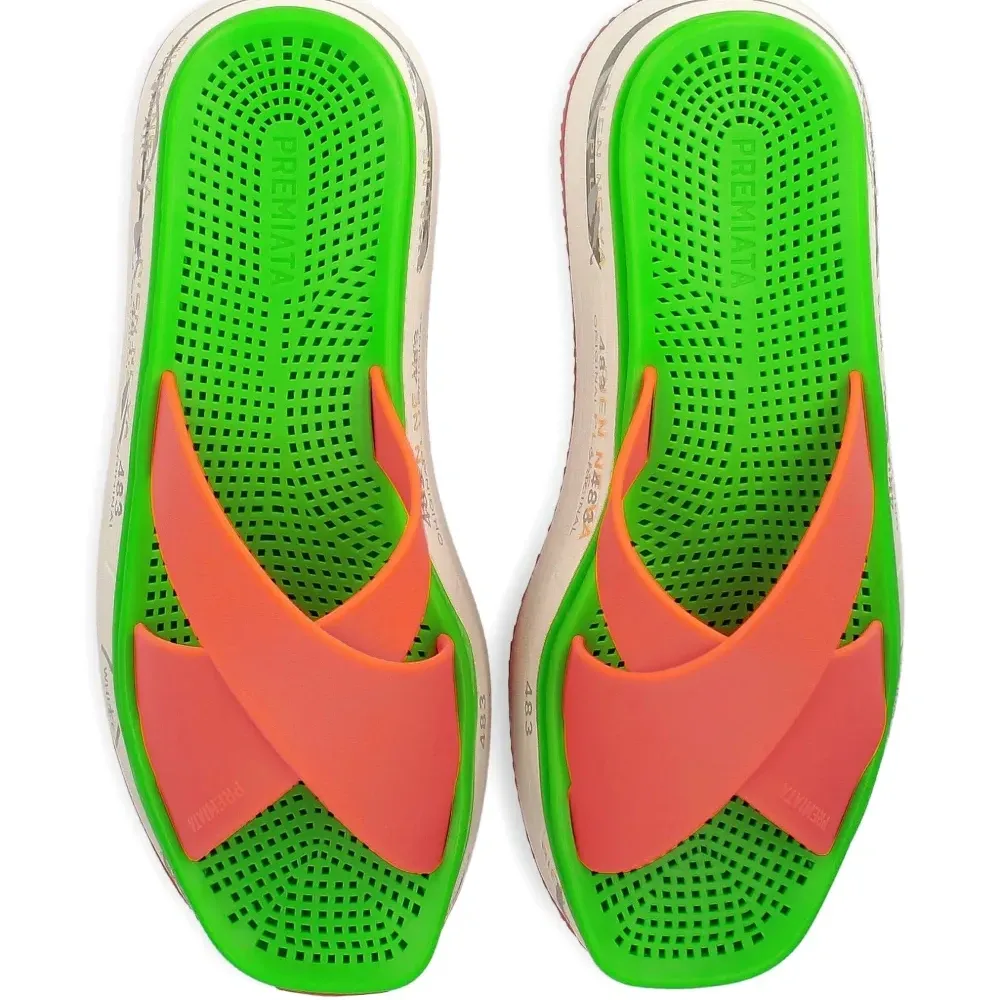 Шлепанцы Moura Шлепанцы Moura