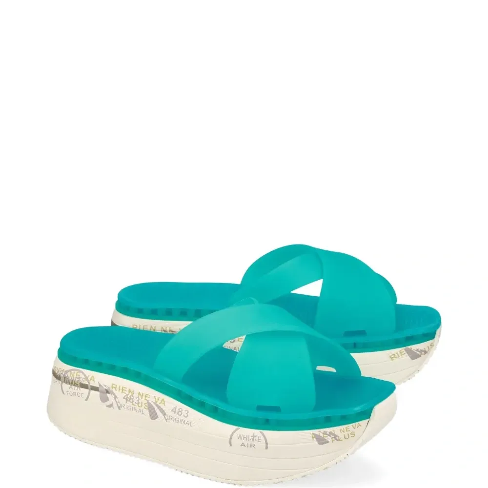 Шлепанцы Moura