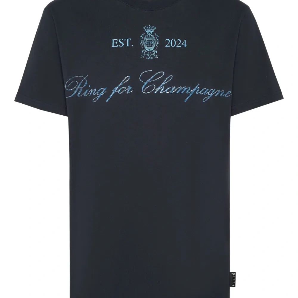 Футболка Stones с вышивкой