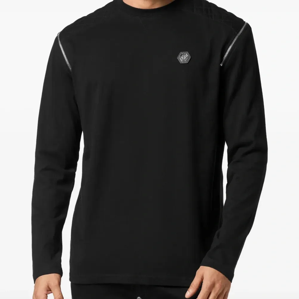 Футболка с молнией Футболка с молнией