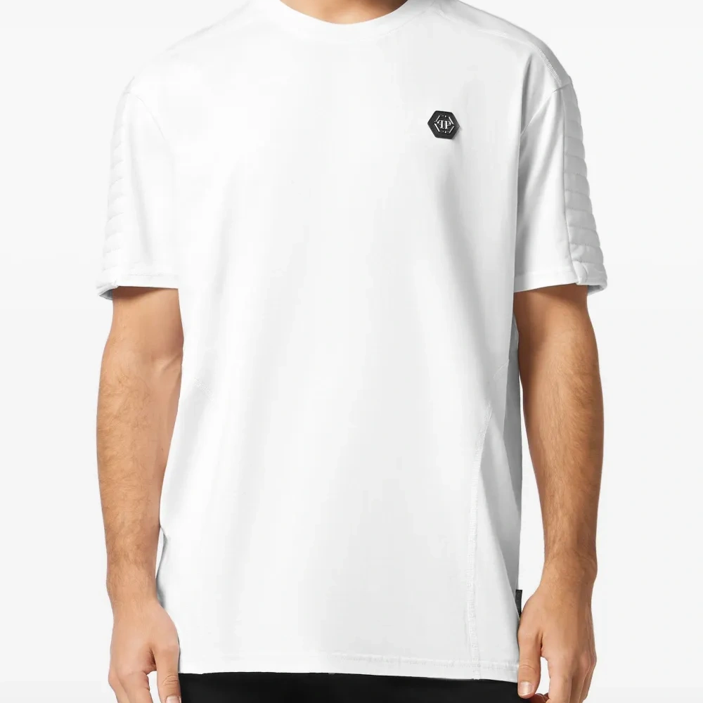 футболка с круглым вырезом и стеганой вставкой