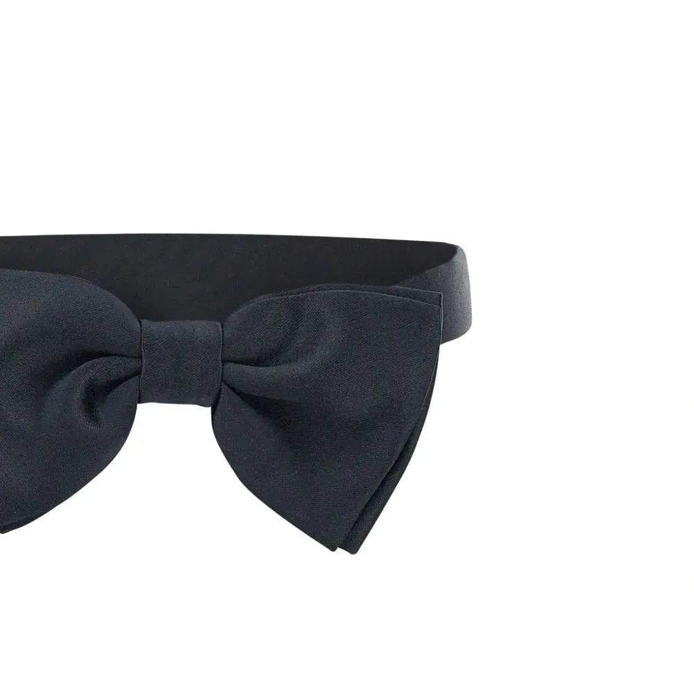 атласный галстук-бабочка