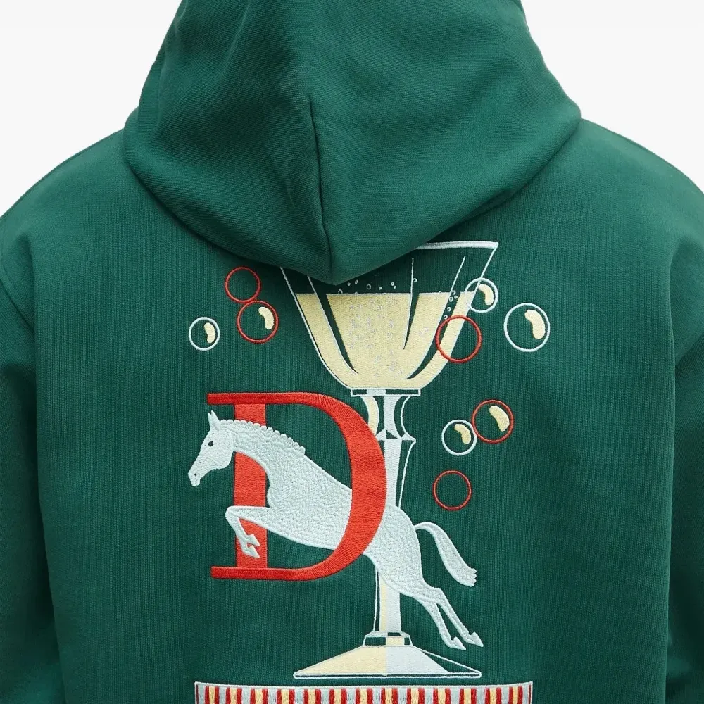 худи с вышивкой