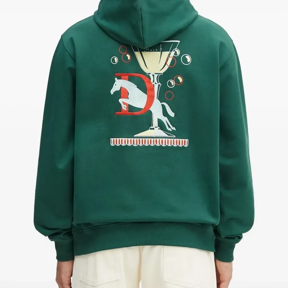 худи с вышивкой