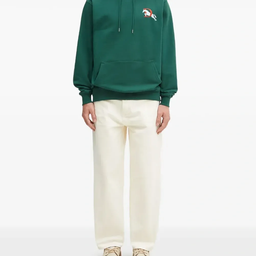 худи с вышивкой