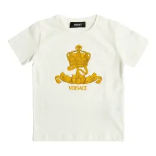 футболка с логотипом