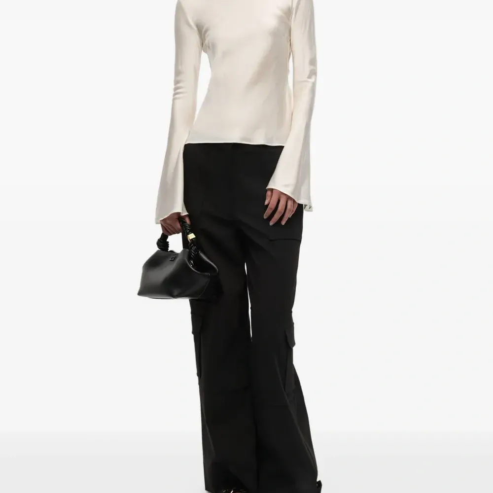 атласная блузка