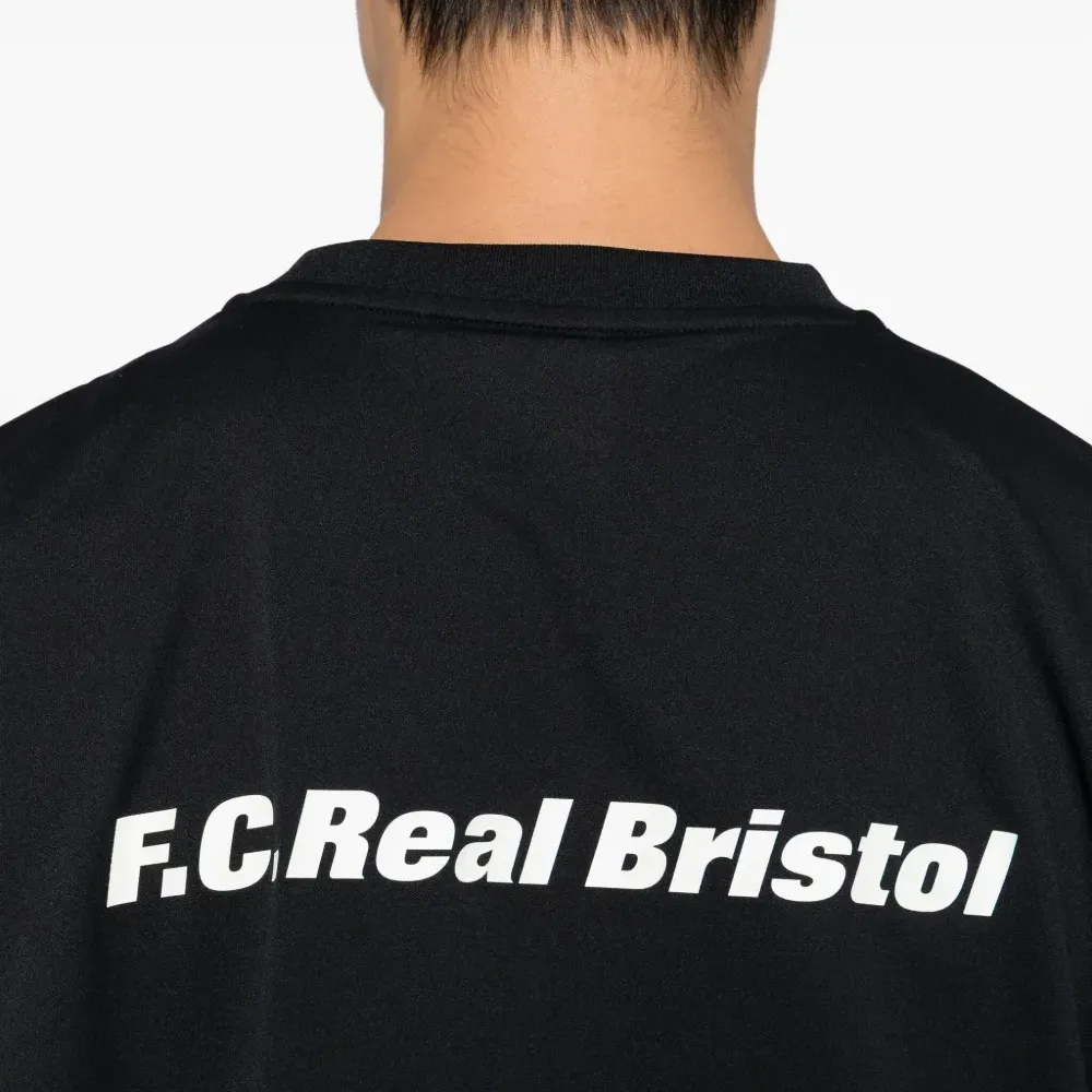 Футболка F.C.Real Bristol с логотипом Футболка F.C.Real Bristol с логотипом