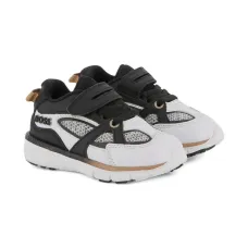 Кроссовки с сетчатыми вставками Кроссовки с сетчатыми вставками