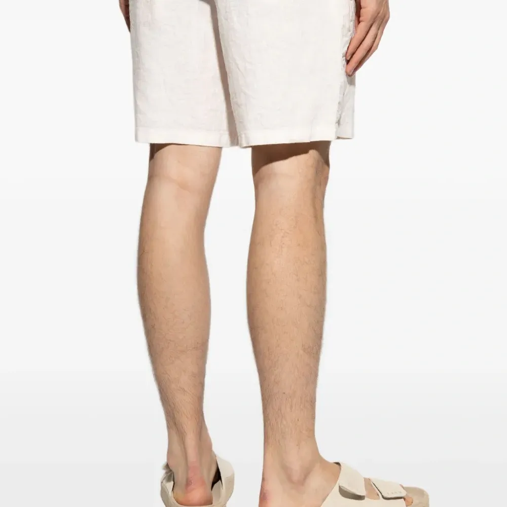 Льняные шорты