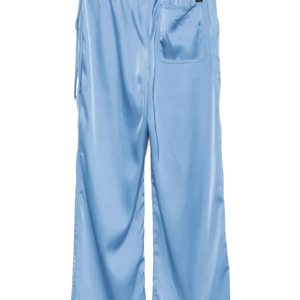 Брюки широкого кроя