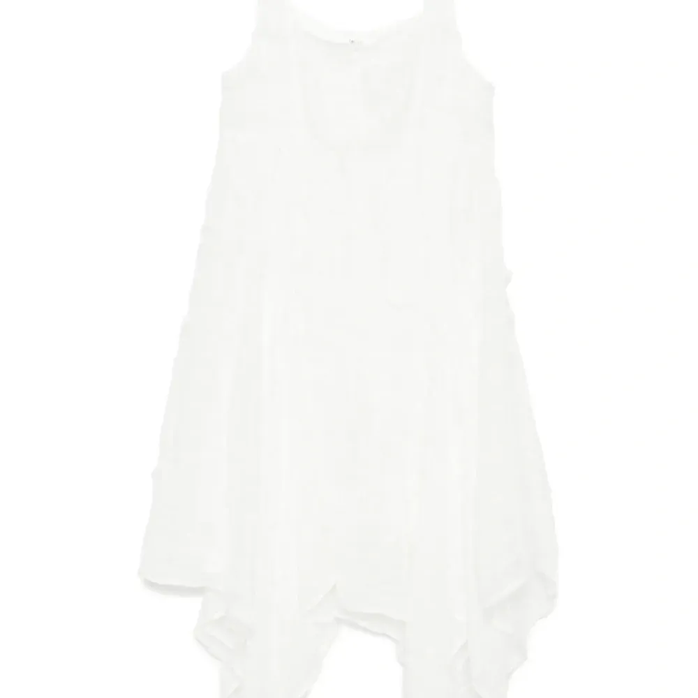 платье с квадратным вырезом