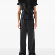 ^ воротник из искусственного меха