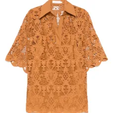 Блузка с вышивкой