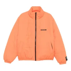 пуховик с логотипом