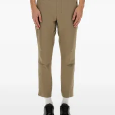 Зауженные брюки с эластичным поясом