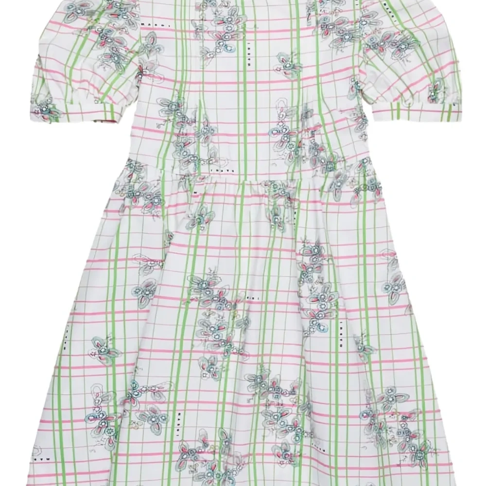 Клетчатое платье с объемными рукавами