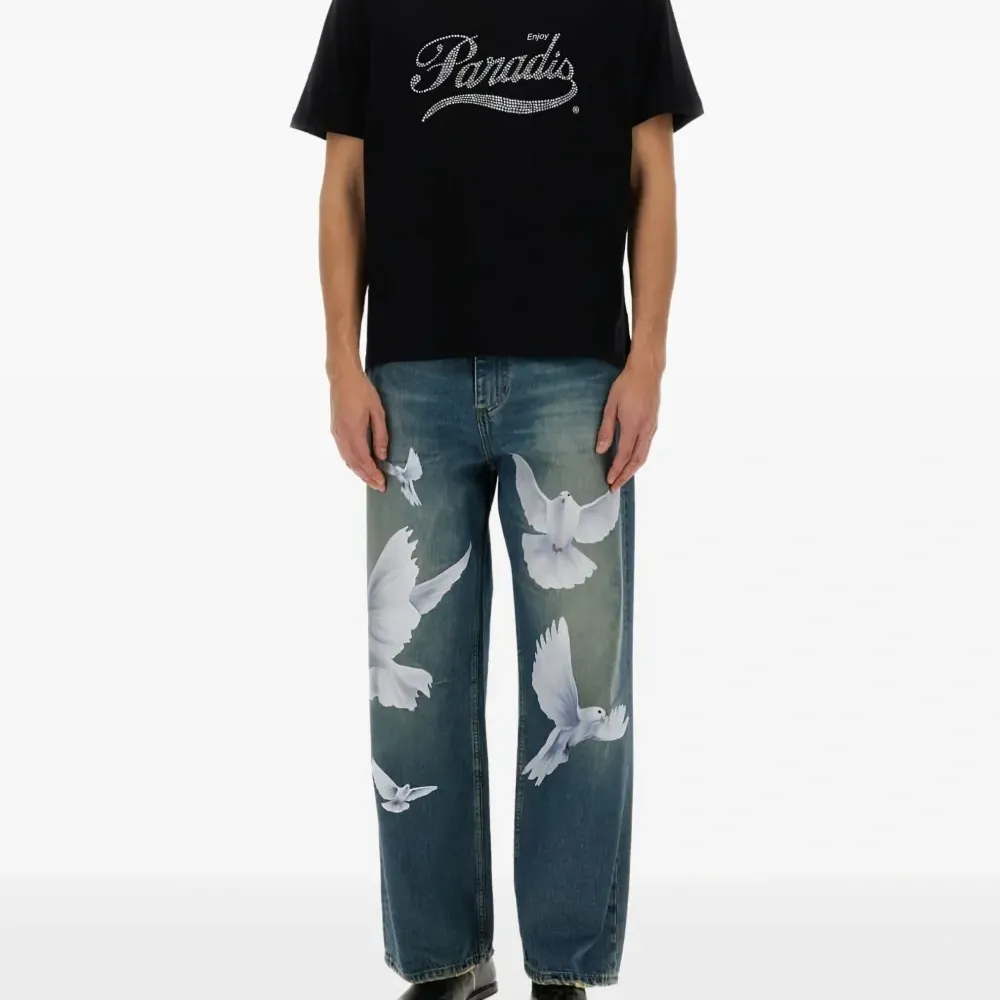 футболка с логотипом и кристаллами футболка с логотипом и кристаллами