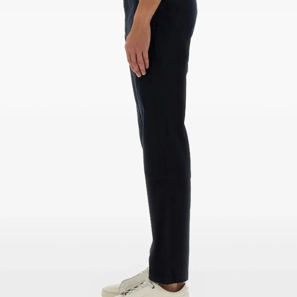 Брюки с карманами