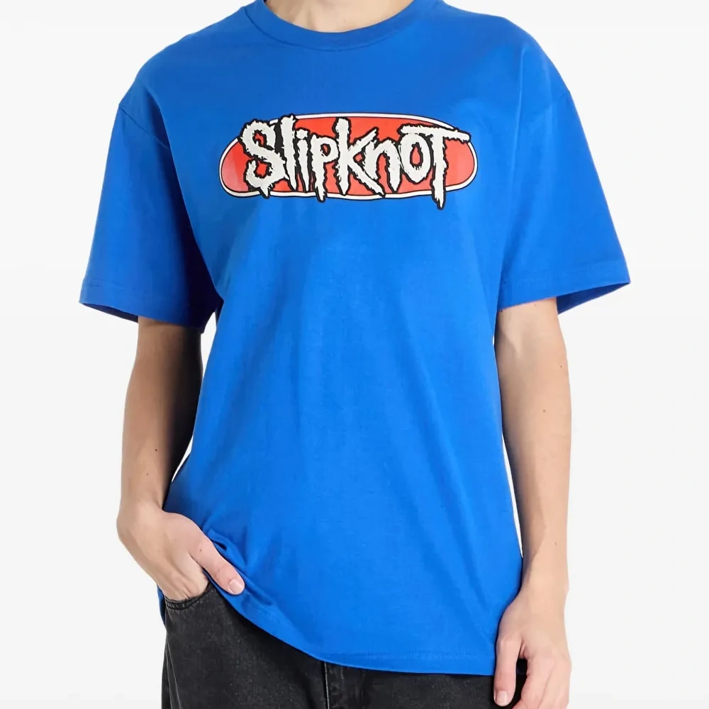 Футболка с графичным принтом