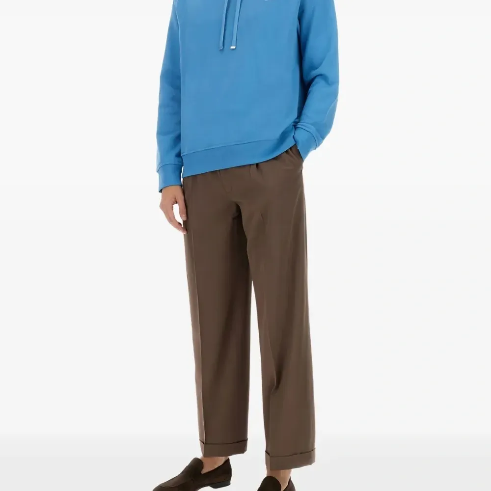 худи с вышитым логотипом худи с вышитым логотипом