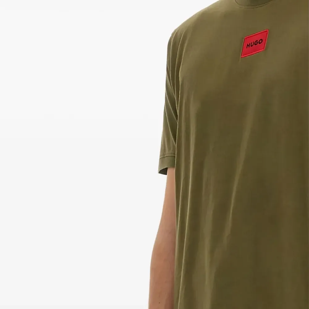 Футболка с нашивкой-логотипом Футболка с нашивкой-логотипом