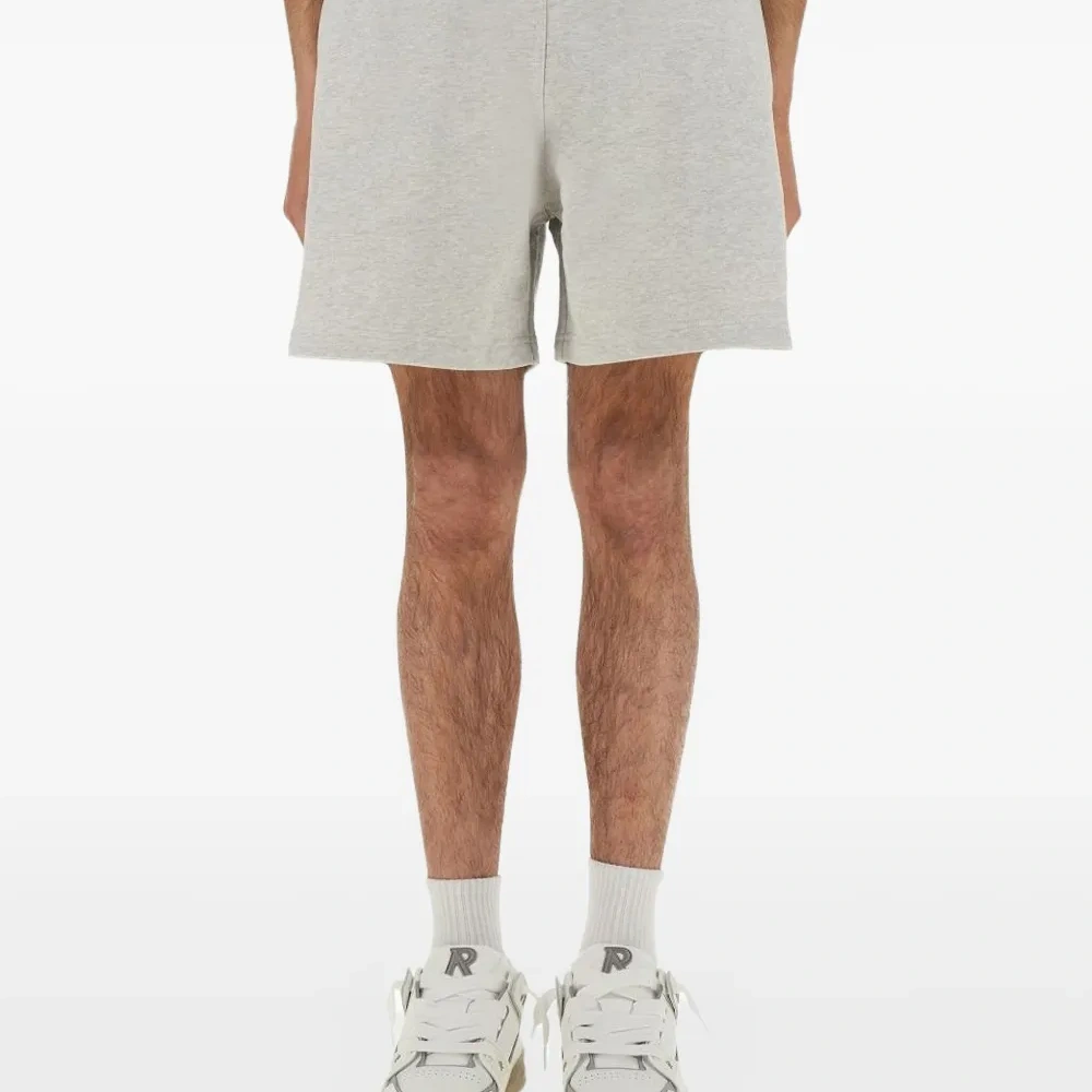 шорты с эластичным поясом