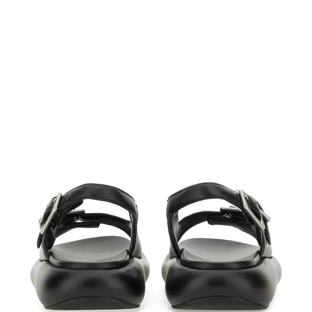 сандалии на платформе с пряжкой