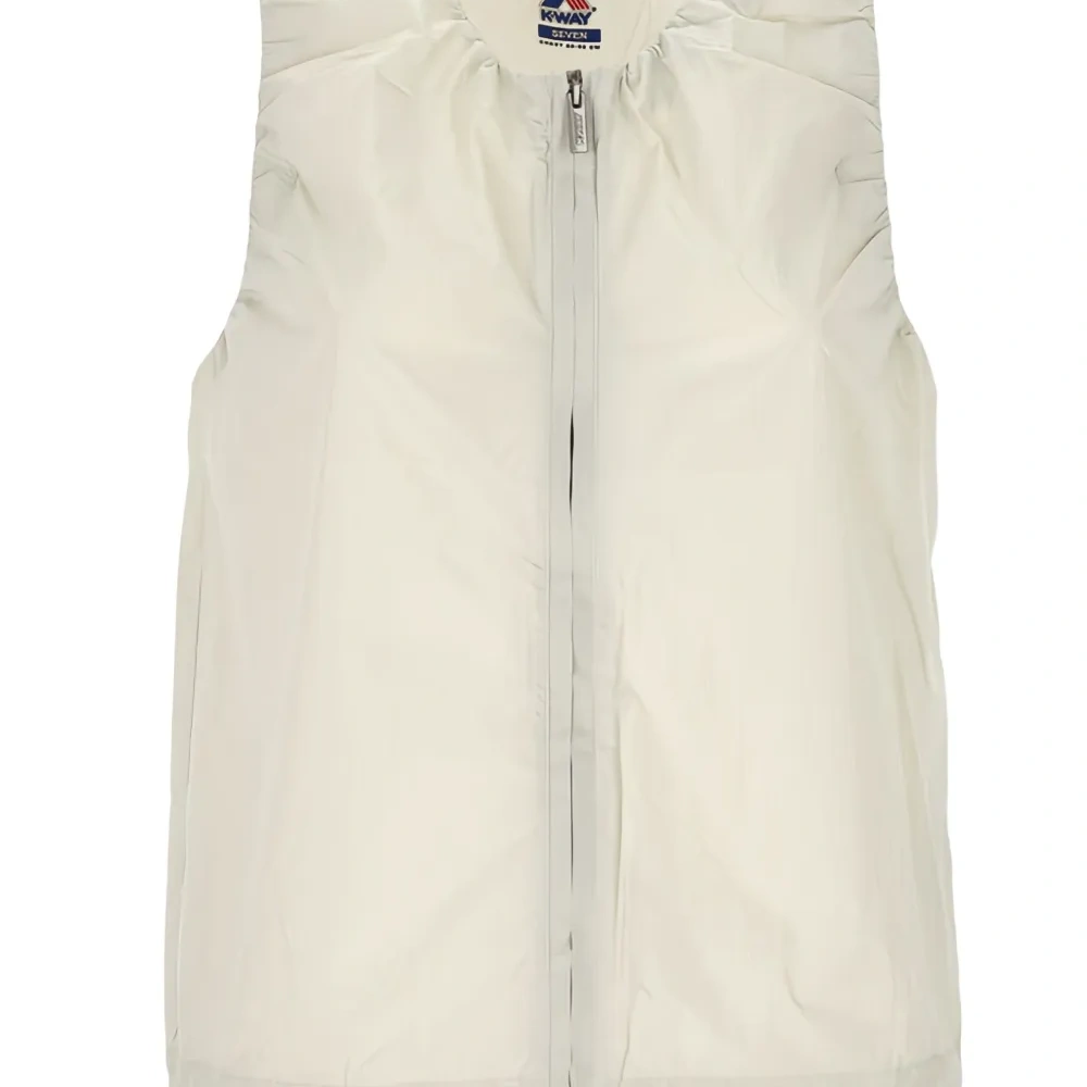 Топ без рукавов