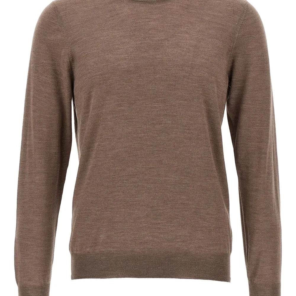 Джемпер с круглым вырезом