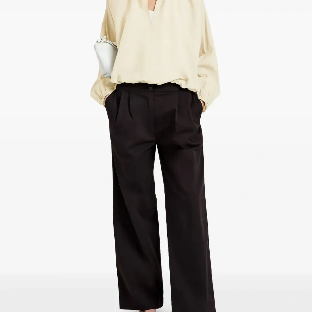 Блузка Wendy с объемными рукавами