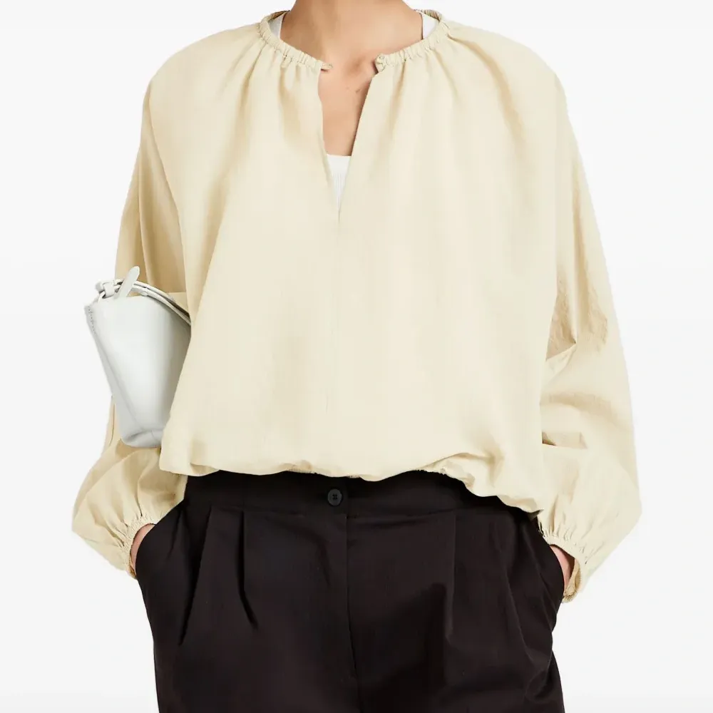 Блузка Wendy с объемными рукавами