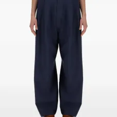 плиссированные брюки