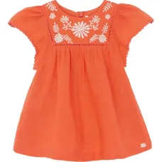 Платье с короткими рукавами и вышивкой