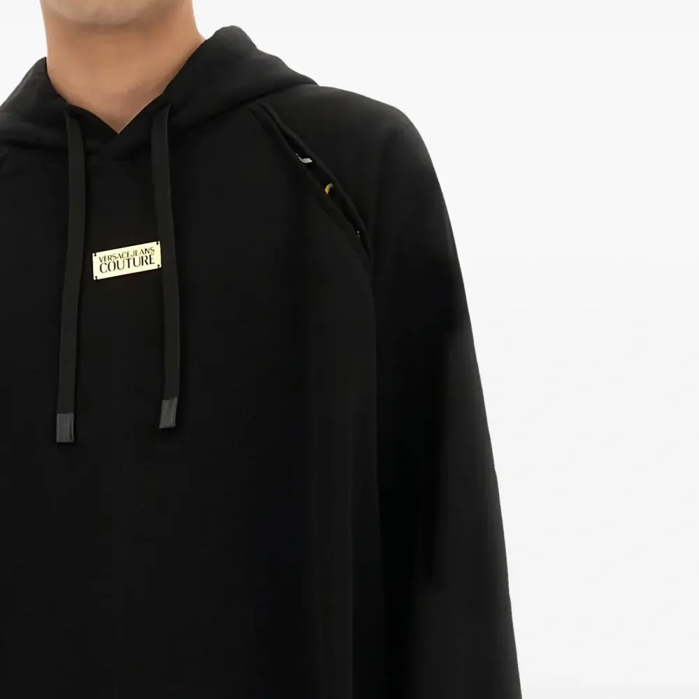 худи с логотипом