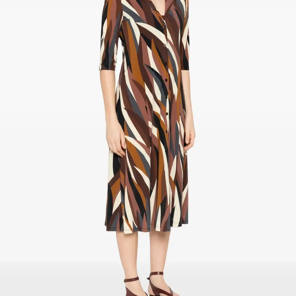 Платье с абстрактным принтом