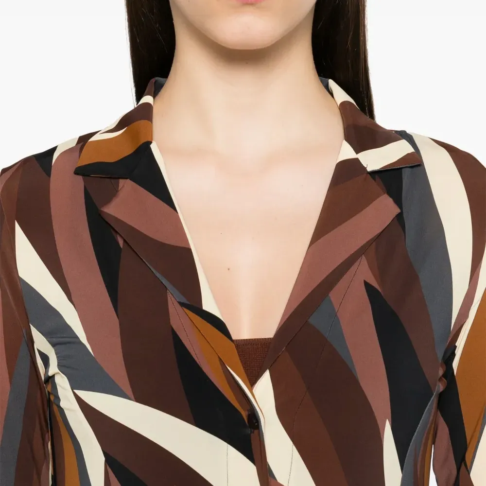 Платье с абстрактным принтом