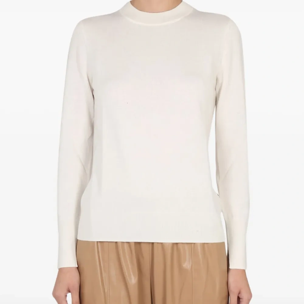 Кашемировый свитер с круглым вырезом