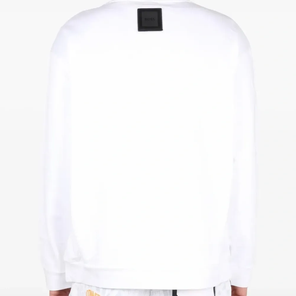 Толстовка с графичным принтом