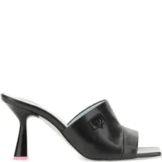 Босоножки с квадратным носком Босоножки с квадратным носком