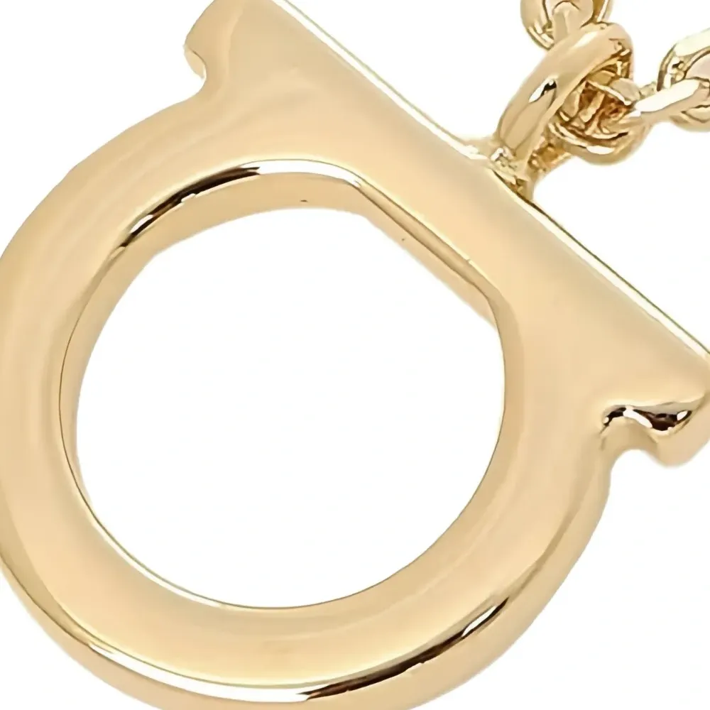 Колье с подвеской Gancini