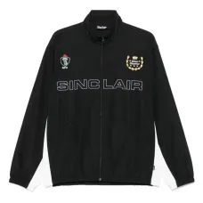 Куртка с вышитым логотипом