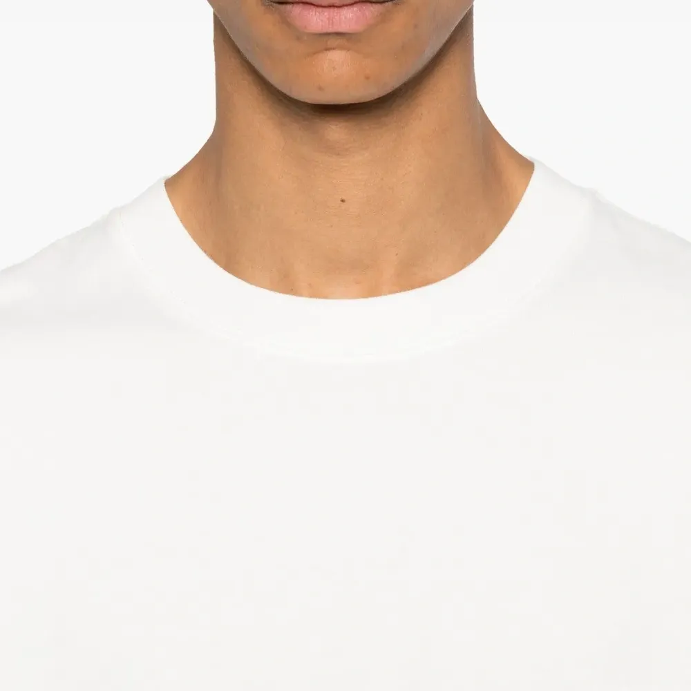 Футболка с круглым вырезом