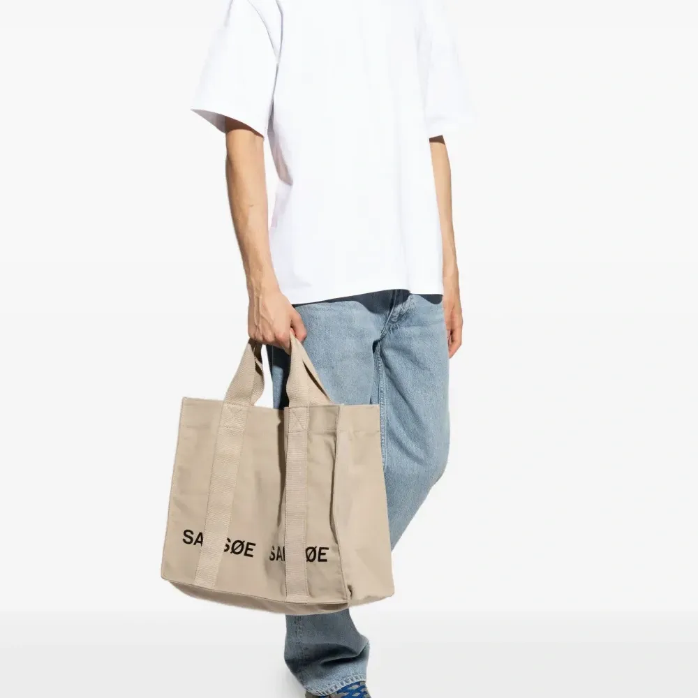 Футболка Saswirl